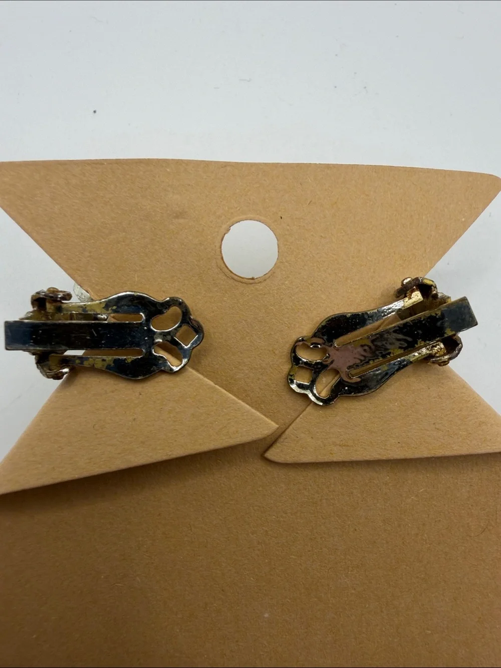 Vintage Olive Green Cabochon Clip-On Earrings Silver Tone Floral
